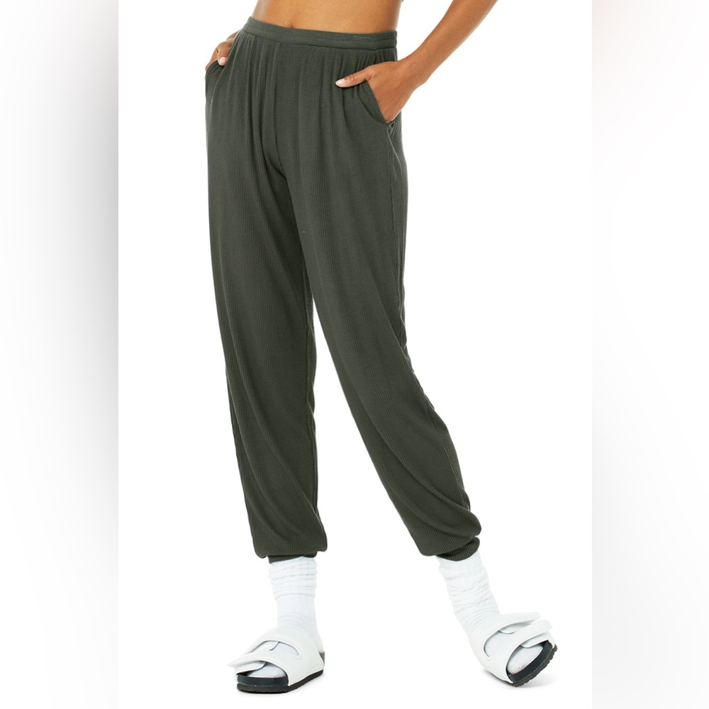 Alo Yoga Whisper Pants Olive Green Small